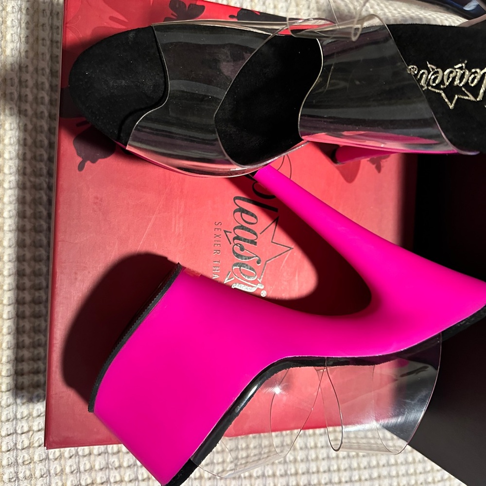 Hot Pink Platforms - Picture 5 of 10